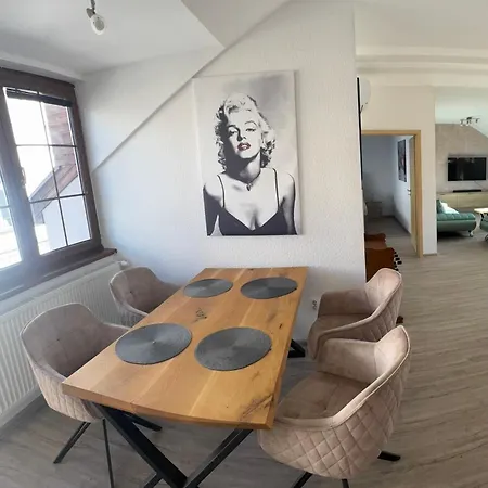 Marilyn Apartmán